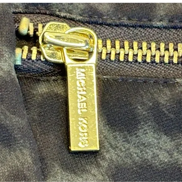 Michael Kors Leopard Print Pencil Skirt Size 8 - Picture 3 of 6